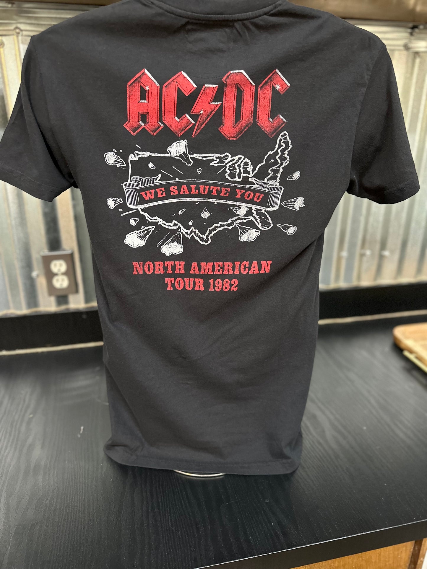 ACDC BT