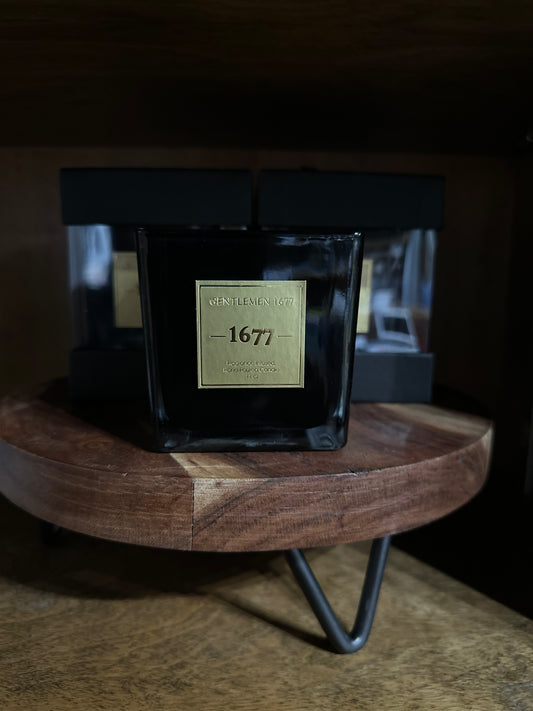 1677 Boxed Candle 11oz