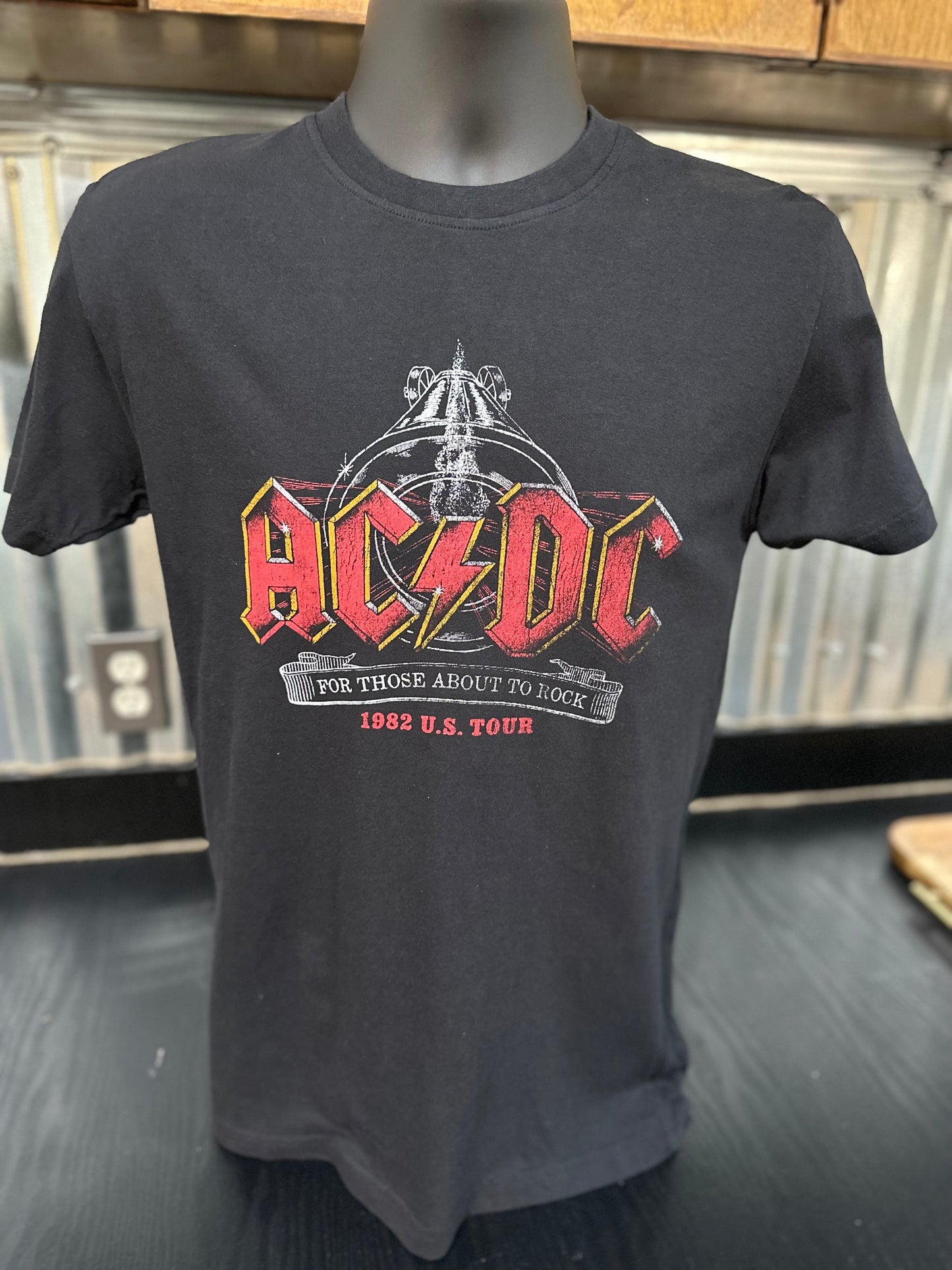ACDC BT