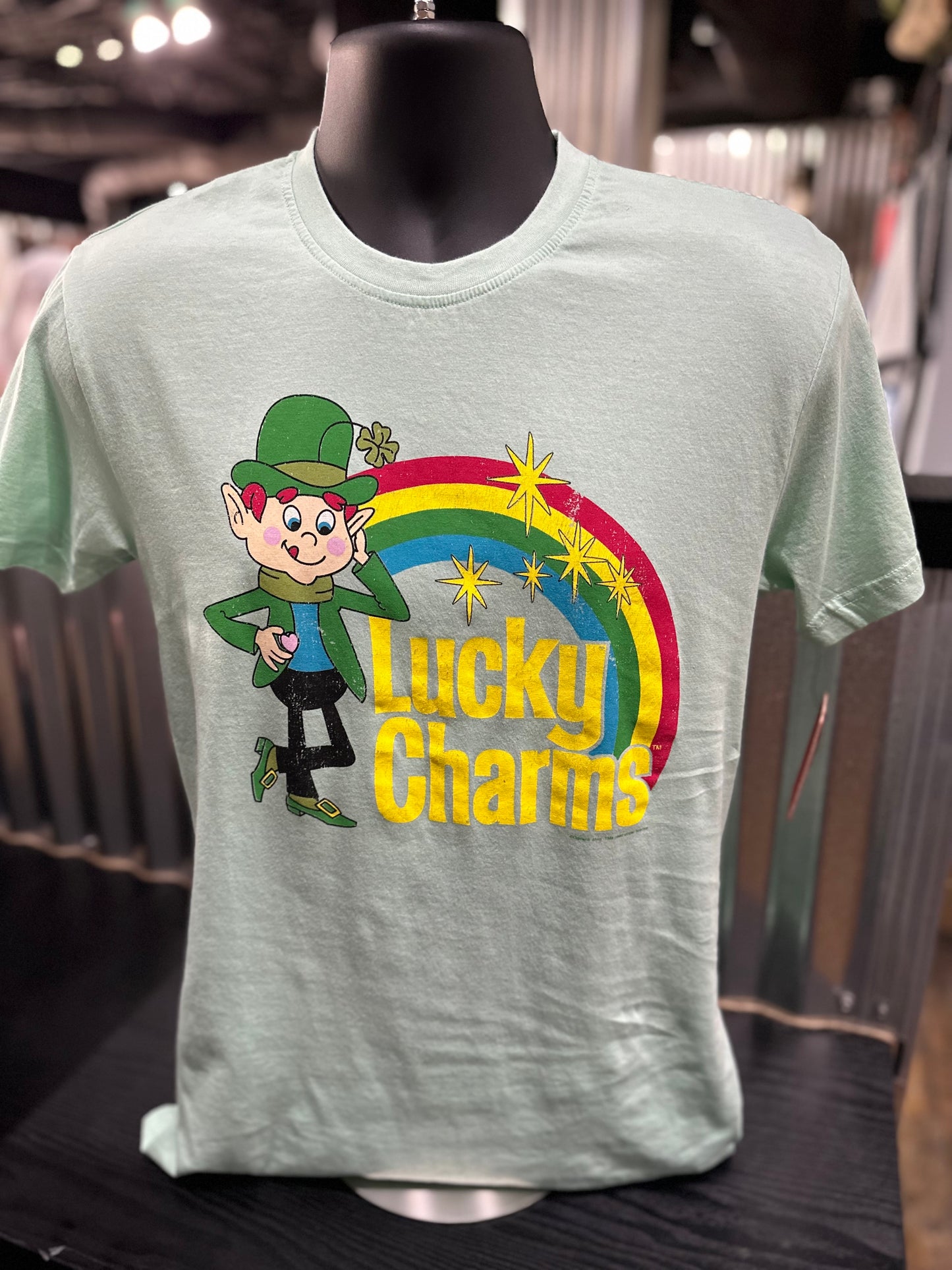 AN LCHARMS CEREAL