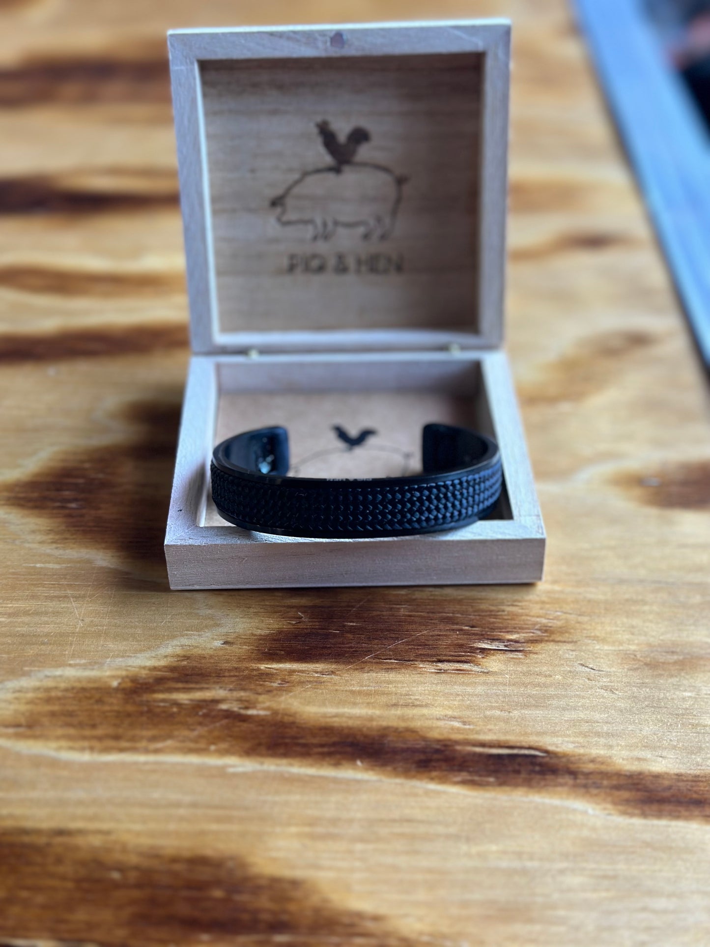 Pig & Hen Navarch 14mm